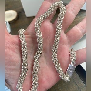 🌸Solid 82g Sterling Silver 20” Byzantine
Necklace